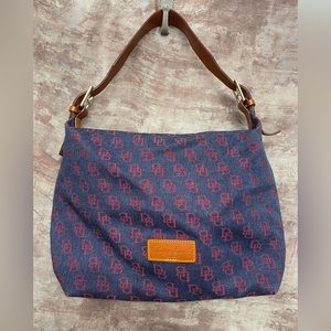 Dooney & Bourke Purse
